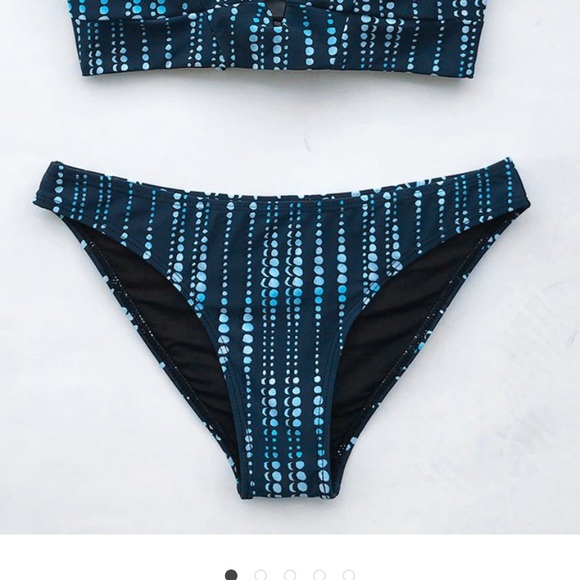 Brand new bikini from cupshe - Picture 2 of 4